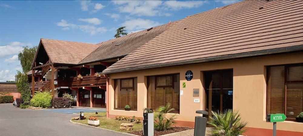 Hotel Campanile Nantes ~ Rezé Aéroport Esterno foto