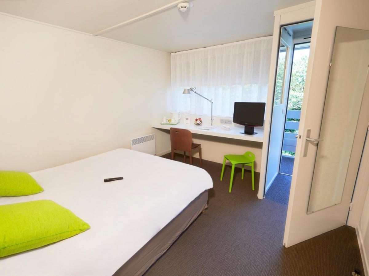 Hotel Campanile Nantes ~ Rezé Aéroport Esterno foto