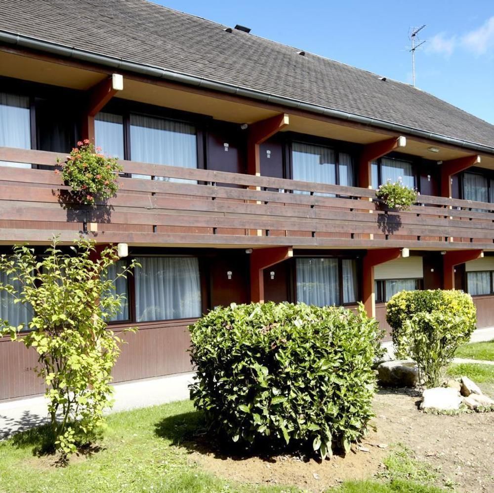 Hotel Campanile Nantes ~ Rezé Aéroport Esterno foto